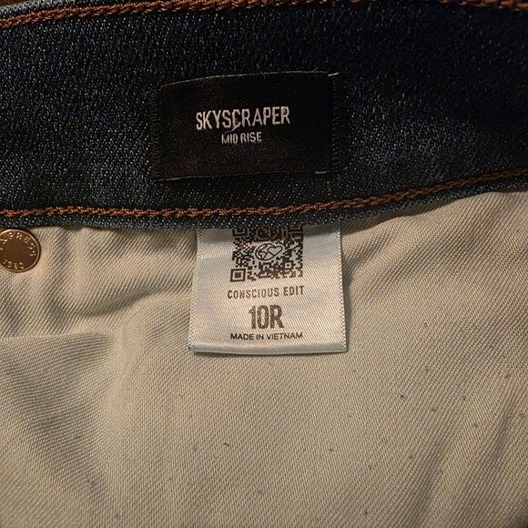 EXPRESS Skyscraper Bootcut Denim Jeans Women's 10R Mid Rise Blue Distressed - Picture 7 of 8